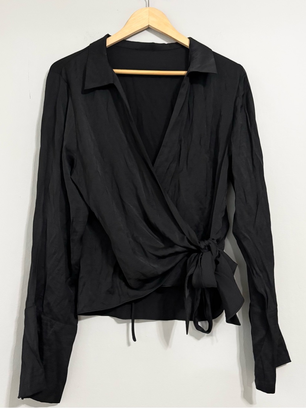 RUTI Silky Black Long Sleeve Wrap Around Blouse Top